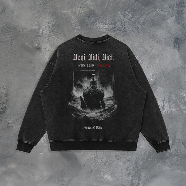 "VENI VIDI VICI" OVERSIZED SWEATSHIRT IN BLACK