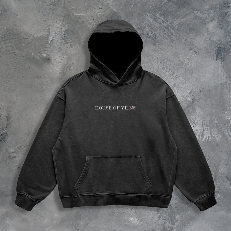 "NO DEFEAT" OVERSIZED HOODIE IN BLACK